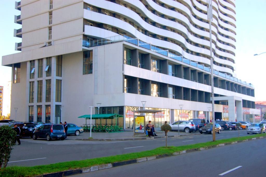 Irina Apartment 1 Батуми Екстериор снимка